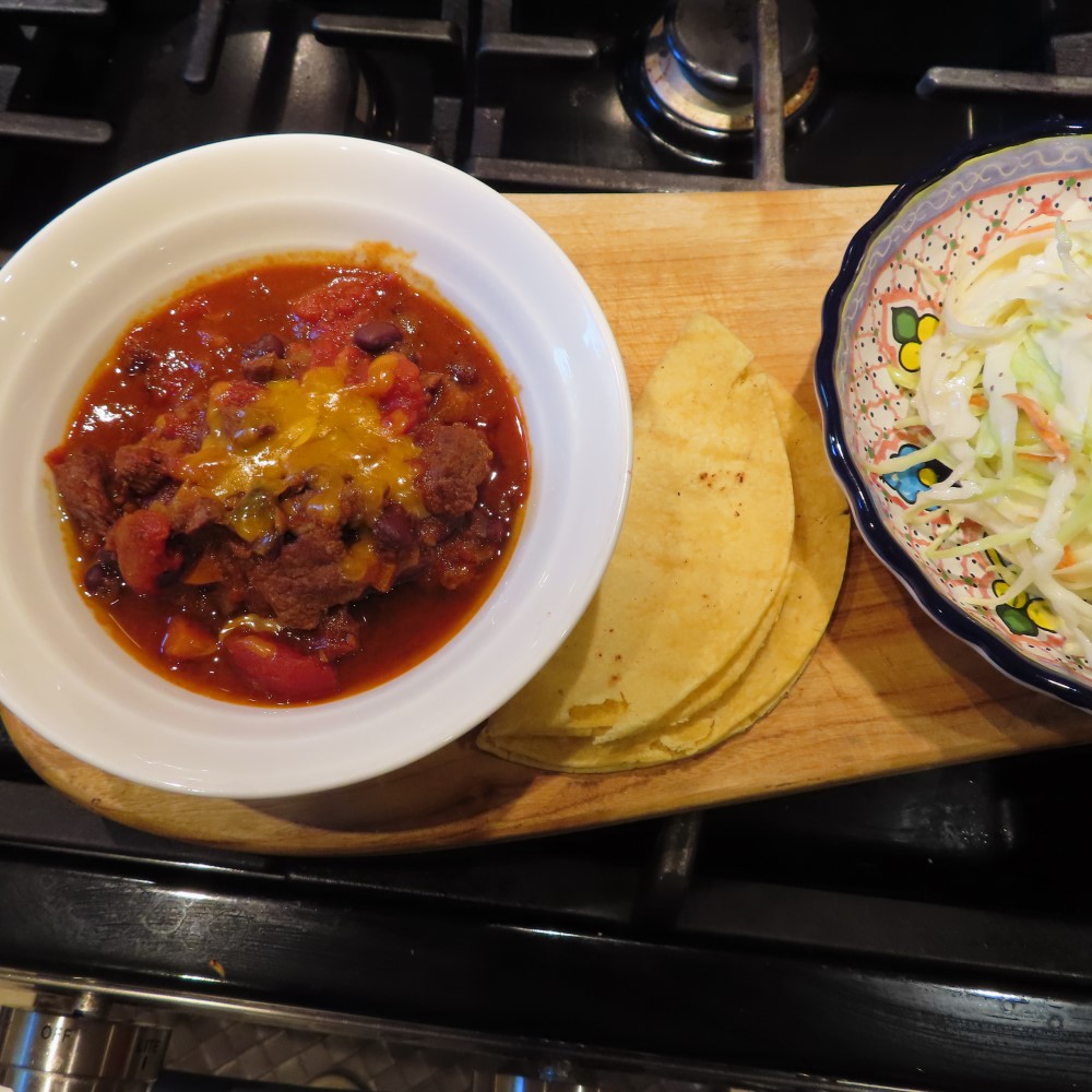 Chili con carne bowl